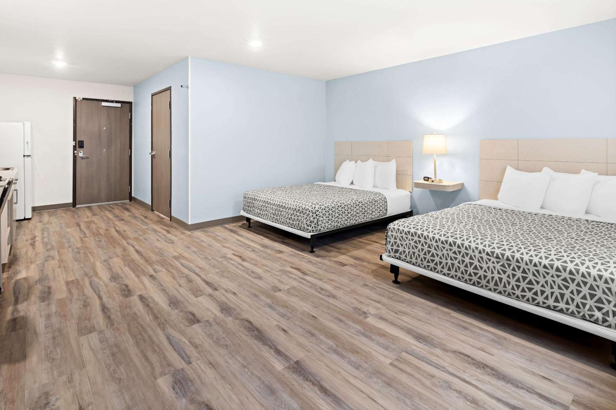 Woodspring Suites Біллінгс Екстер'єр фото
